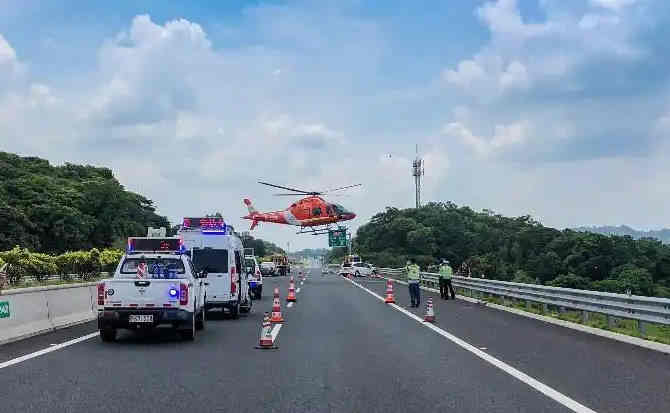西平高速公路汽车救援案例